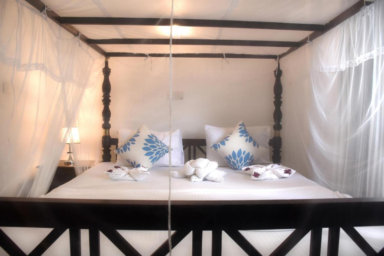 Villa De White Sambur Hikkaduwa Ngoại thất bức ảnh