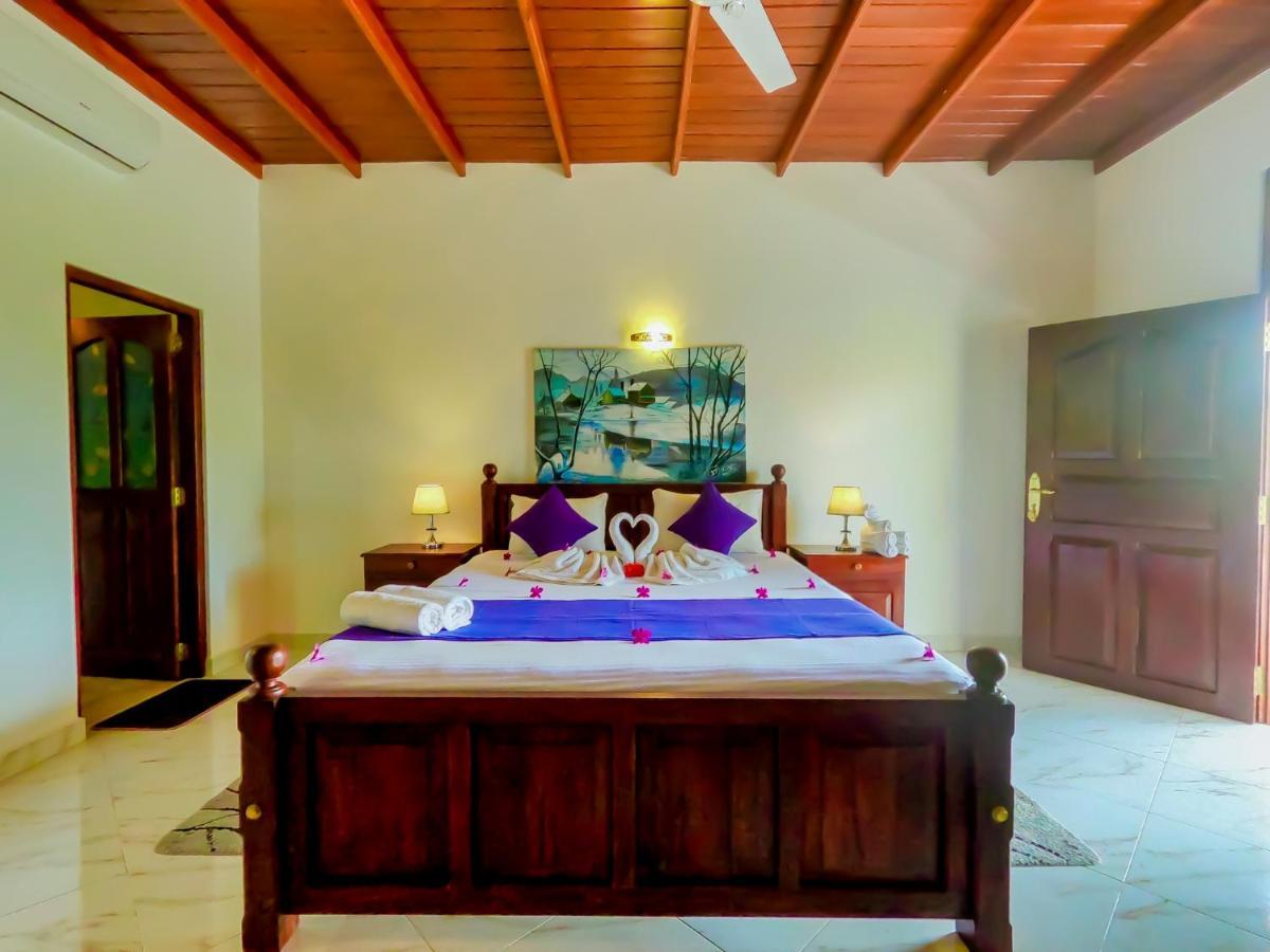 Villa De White Sambur Hikkaduwa Ngoại thất bức ảnh