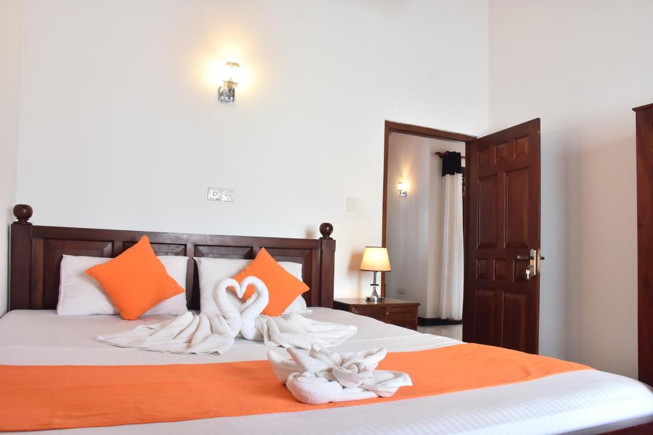 Villa De White Sambur Hikkaduwa Ngoại thất bức ảnh