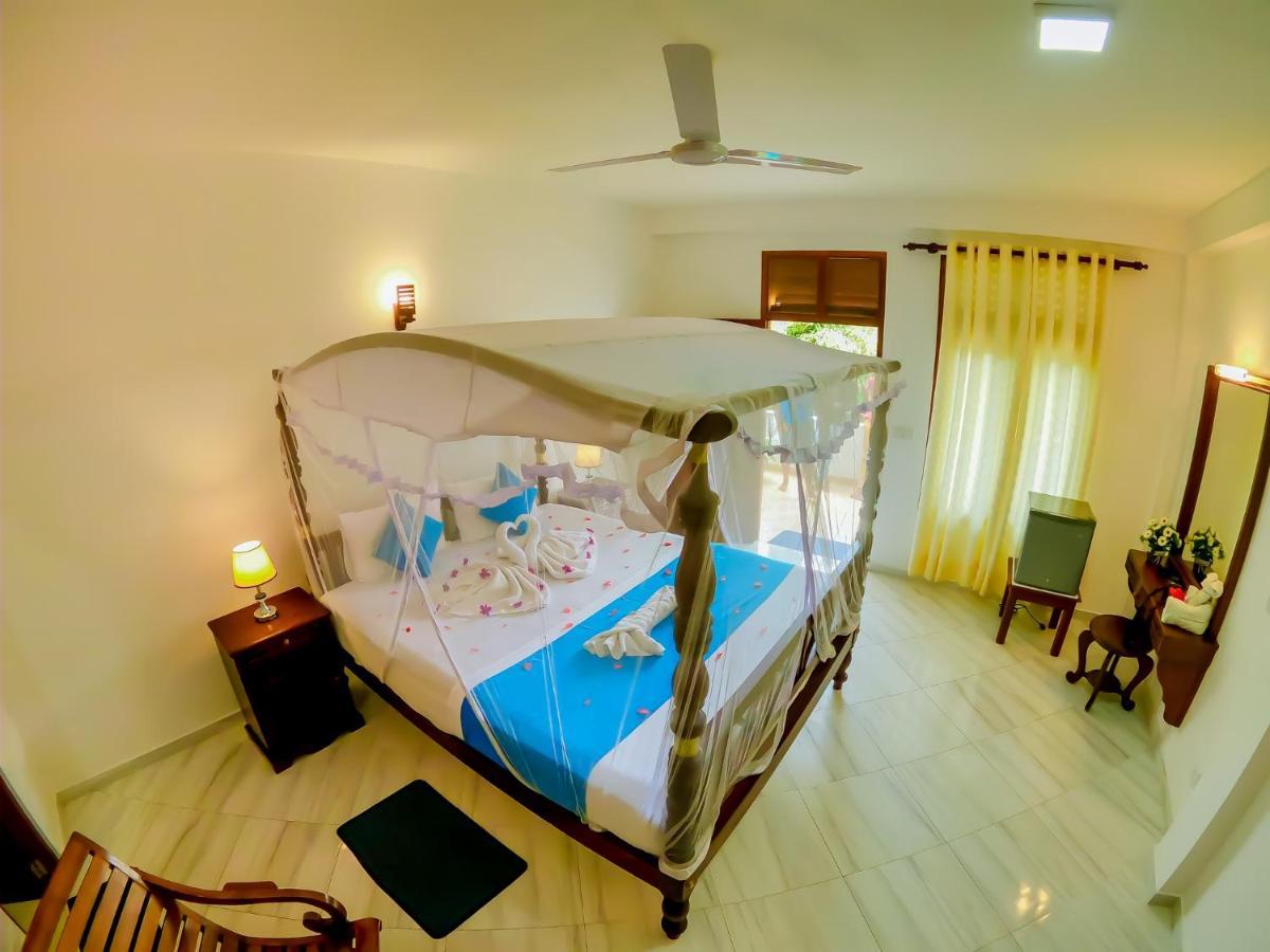 Villa De White Sambur Hikkaduwa Ngoại thất bức ảnh